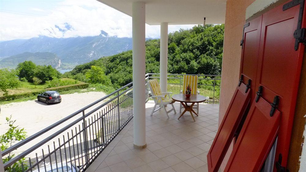 Hotel Rosalpina Riva del Garda Exterior photo